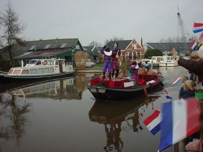 sint2002_06.jpg